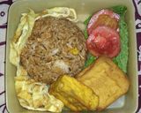 Foto langkah ke 5 dari resep Nasi Goreng Kampung.