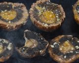 Foto del paso 4 de la receta: Portobellos  a la plancha