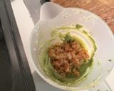 Foto del passaggio 4 della ricetta Cestino di fillo con gamberi, e crema di ricotta e avocado