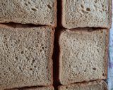 A picture of step 3 of Brown bread Potato stuff peanuts butter grilled sandwich.