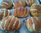 Foto langkah ke 10 dari resep Korean garlic bread with double cheese.