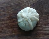 A picture of step 4 of Indori kachori.