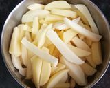 A picture of step 1 of Chili Potato.