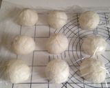 A picture of step 4 of Curry Bread (Kare Pan).
