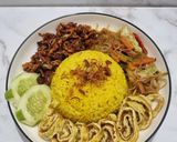 Foto langkah ke 4 dari resep Nasi Kuning Simple (Rice Cooker).