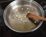 Foto del paso 2 de la receta: Guiso de caballa con patatas