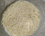 A picture of step 2 of Royal American falooda.
