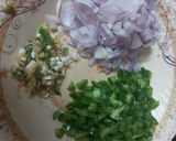 A picture of step 2 of Tawa masala paneer burgar.