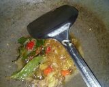 Foto langkah ke 2 dari resep Tumis Buncis Sosis Sapi.