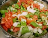Foto del paso 2 de la receta Habas estofadas con tomate
