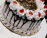 ब्लैक फारेस्ट केक (black forest Cake recipe In Hindi) रेसिपी चरण 16 फोटो