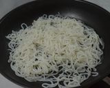 Foto langkah ke 1 dari resep Shirataki Japchae, Cocok Untuk Diet. Rendah Kalori, Tinggi Serat.