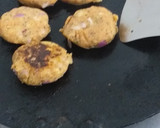 आलू टिकिया चाट (Aloo tikiya chaat recipe in hindi) रेसिपी चरण 3 फोटो