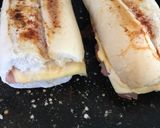 Foto del paso 2 de la receta: Baguette Tostado de Jamón y Queso
