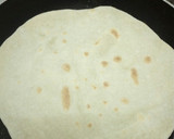 Foto langkah ke 6 dari resep Quesadilla Chicken Taco with Homemade Tortilla.
