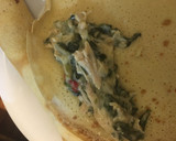 Foto del paso 4 de la receta: Panqueques rellenos con acelga y pollo