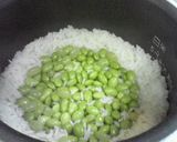 A picture of step 5 of Easy! Edamame Rice with Frozen Edamame.