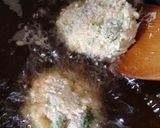 A picture of step 14 of Crab Stick, Broccoli, and Tofu Cream Croquettes.