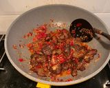 Foto langkah ke 5 dari resep Empal Pedas Sambal Honje.