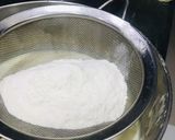 A picture of step 1 of Spiderman cake.