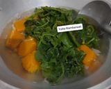 Foto langkah ke 2 dari resep 515. Sayur Bening Gambas, Pucuk Labu dan Labu Kuning.