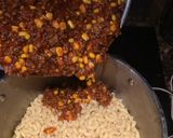 A picture of step 4 of Easy Peasy Goulash.