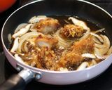 A picture of step 3 of Easy Lunch: Chicken Karaage Egg Bowl.
