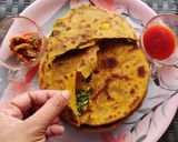 मेथी पराठे (पनीर चीज स्टफ) (methi paratha recipe in marathi) रेसिपी स्टेप 4 फोटो 