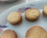 Foto del paso 7 de la receta: Alfajores rellenos de dulce de leche (tipo Clementina)