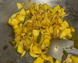 A picture of step 4 of Namkeen Seviyan (vermicelli).