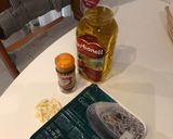 Foto del paso 6 de la receta Lubina a la sal con gulas y patata cocida