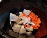 Foto del paso 2 de la receta: Caldo de pescado en olla lenta crockpot