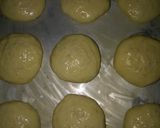 Foto langkah ke 5 dari resep Roti Burger Mini.