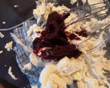 Foto del passaggio 7 della ricetta Plumcake con crema di gelsi e fragole