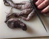 Foto del paso 2 de la receta Pulpo al horno | ¡No hace falta hervirlo antes!