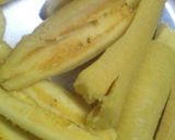 A picture of step 1 of Cheese and peanuts stuffed banana pockets.