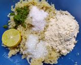 ફરાળી ચીઝ બર્સટ પીઝા (Farali Cheese Burst Pizza Recipe in Gujarati) રેસીપી સ્ટેપ1ફોટો