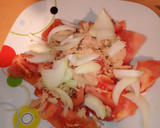 Foto del paso 2 de la receta: Ensalada de tomate sencilla