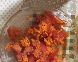 A picture of step 12 of Boiled Potatoes Provençal Style with Tomato, Carrot, and Lettuce.