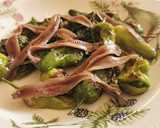 Foto del paso 3 de la receta: Tapa de Pimientos de Padrón con Anchoas