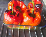 Foto del paso 7 de la receta: Pimientos morrones rellenos de tortilla