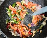 Foto langkah ke 1 dari resep Udang Asam Manis Pedas.