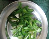 A picture of step 1 of Instant paneer capsicum ki sabji.