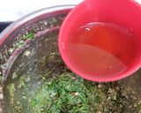A picture of step 2 of Coriander Mint Pesto Sauce.