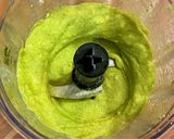 Foto del passaggio 2 della ricetta 238 • Maionese di Avocado e Uovo Sodo