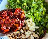 Hình bước làm 1 của món 🌱 Bánh Tráng Cuốn Sốt Tương Ớt Giòn