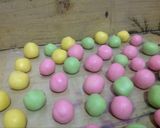 Foto langkah ke 4 dari resep Bola bola susu.