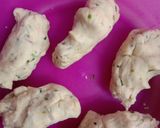 Foto langkah ke 4 dari resep Kue Bawang ekonomis.