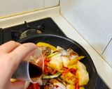 簡單便當菜~~低醣雞肉彩椒炒大黃瓜的食譜步驟3照片