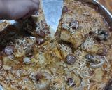 Foto langkah ke 6 dari resep Pizza Sosis Simple #97.